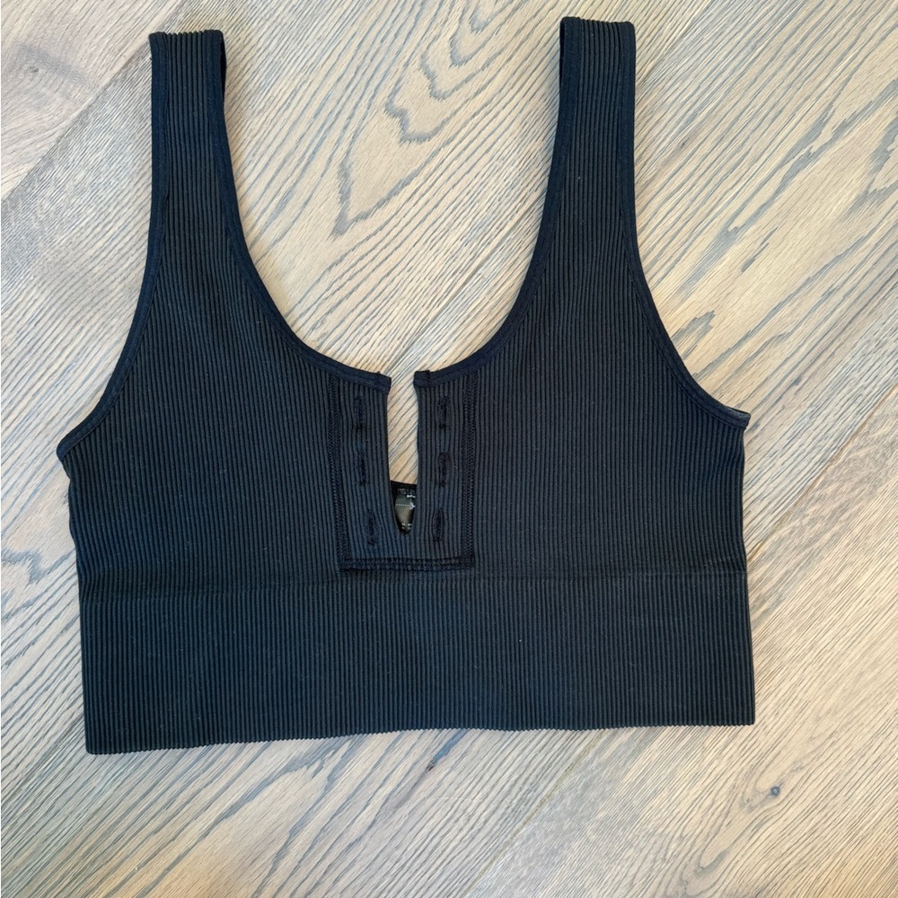 BRAND NEW urban outfitters scoop tank top